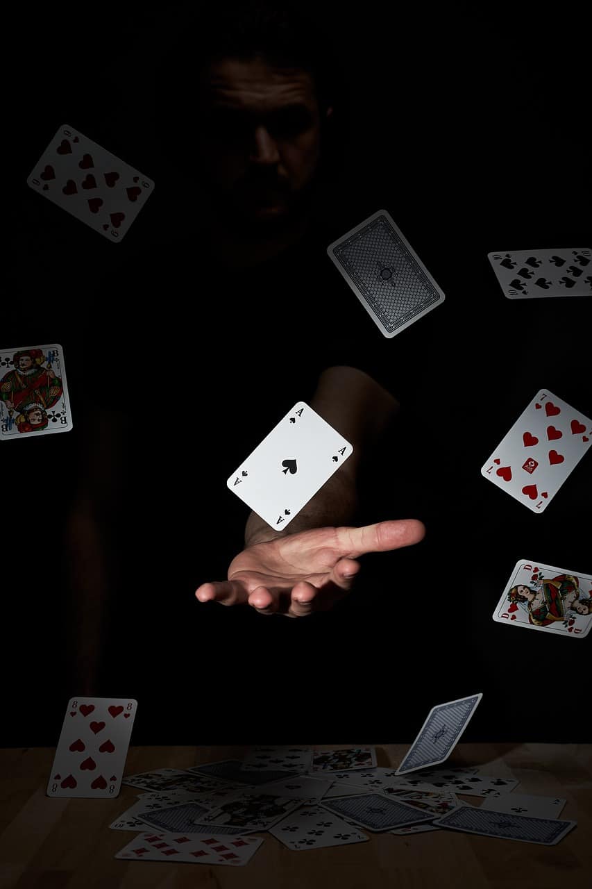 קסם עם קלפים
